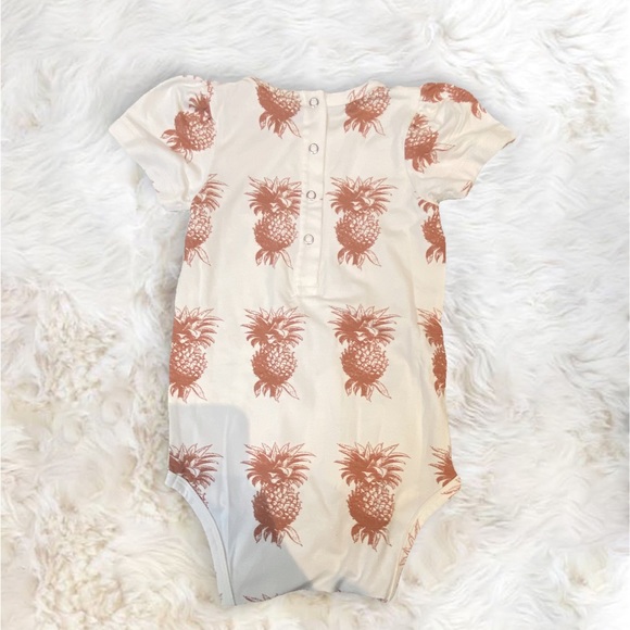 NWT Kate Quinn Bamboo Pinapple Romper - Picture 2 of 2